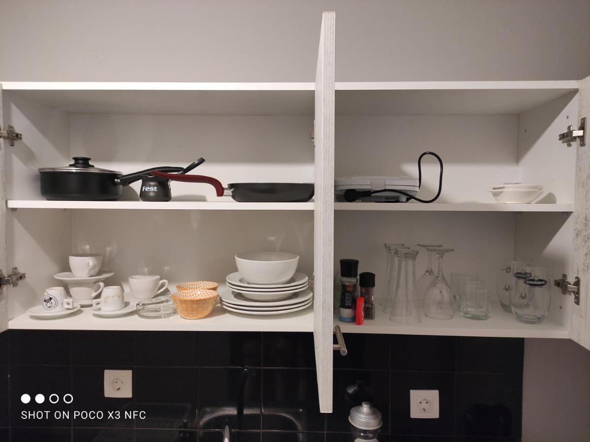 Closer "Egnatia Apartment 4" Солун Екстериор снимка